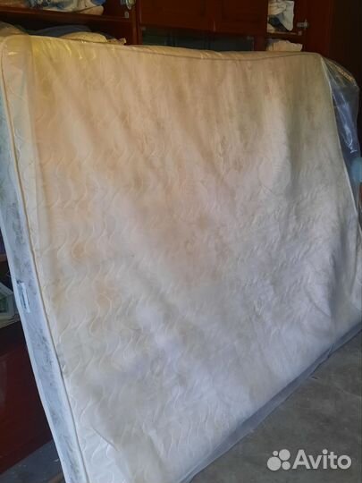 Матрас 160х200 бу бесплатно