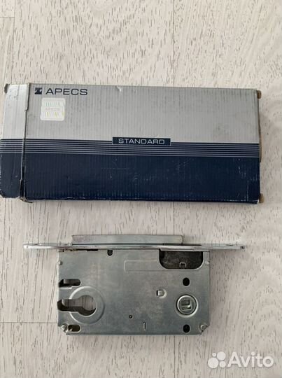 Дверной доводчик Nora-M, магнитный замок