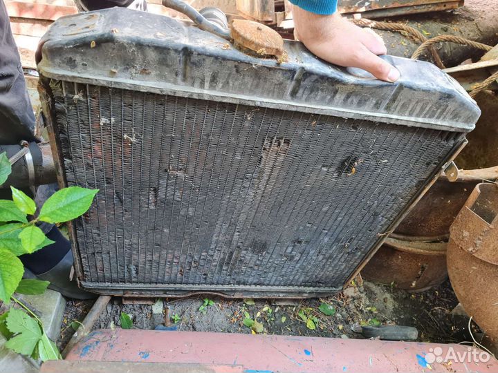 Радиатор паз