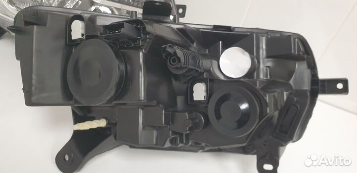 Фара левая renault logan 18