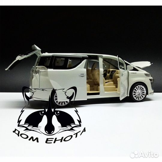 Машинка Toyota Vellfire модель 1:24 Тойота Велфайр