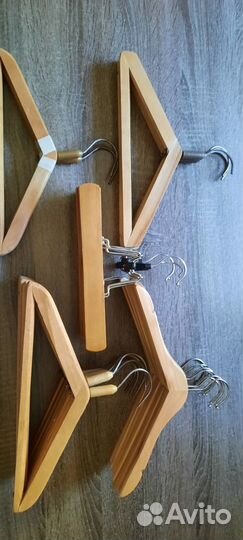 Деревянные дет.вешалки для одежды