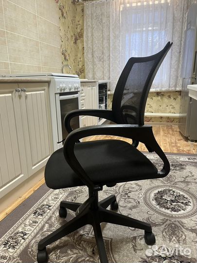 Компьютерное кресло