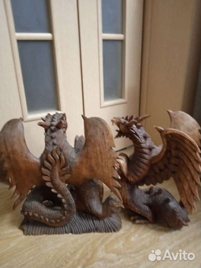 Дракон фигура резная из дерева 2шт