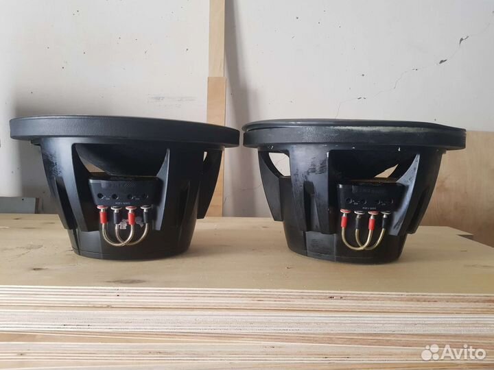 Сабвуфер Alpine моноблок FSD