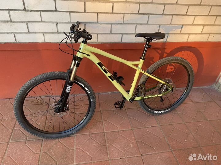 Велосипед GT avalanche elite 27,5