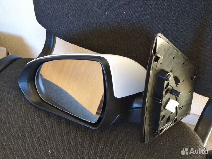 Зеркало левое solaris 2