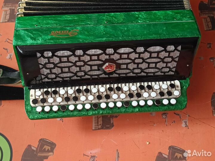 Баян Этюд 205м классный, считай новый