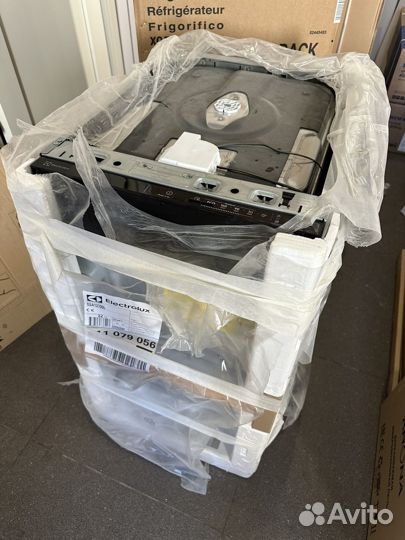 Посудомоечная машина Electrolux EEA12100L