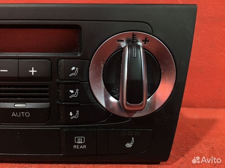 Блок управления климатической установкой Audi Q3