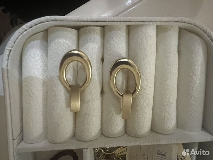 Золотые серьги