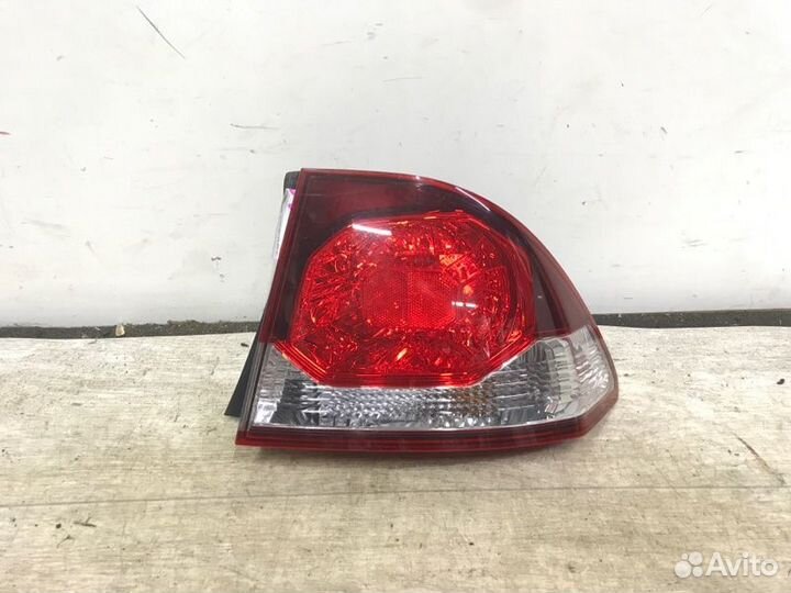 Фонарь правый Honda Civic 4D 2010