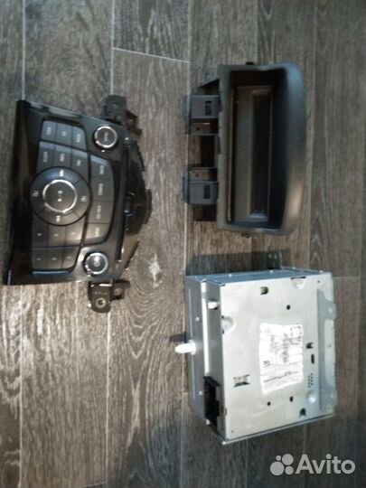 Штатная медиа система Шевроле Круз