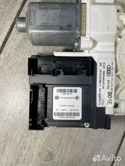 Моторчик стеклоподъемника левый Ауди А3 8Р