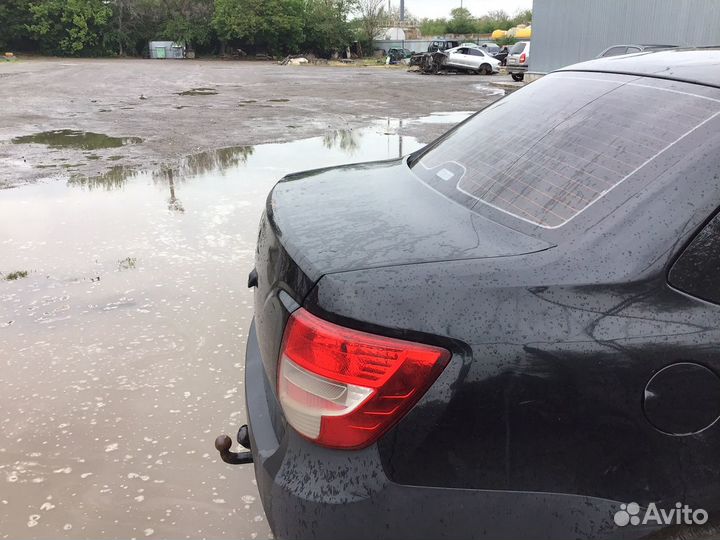 Крышка багажника Лада Гранта