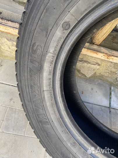 Maxxis ArcticTrekker NP3 235/70 R16