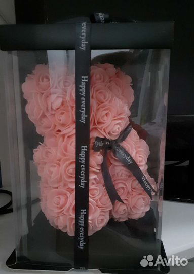 Мишка из розочек