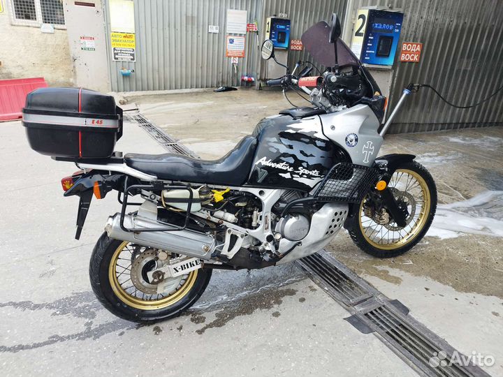 Honda africa twin