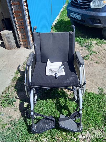 Инвалидная коляска