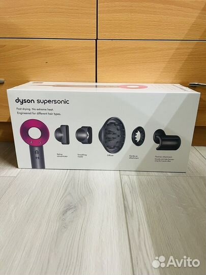 Фен Dyson Supersonic HD08 Новый