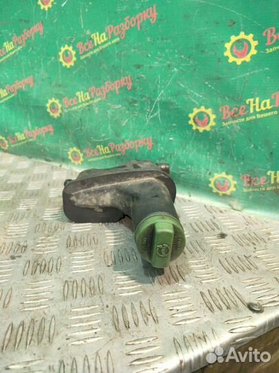 Бачок гидроусилителя руля Volkswagen Golf 3