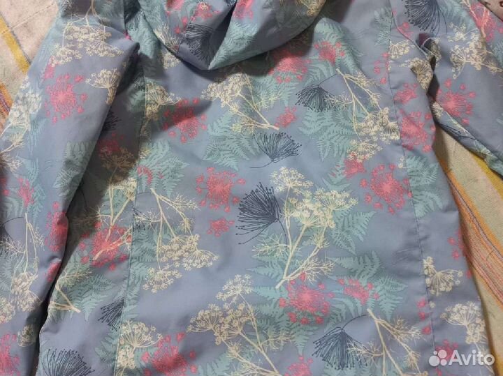 Куртка ветровка на девочку р.134-140