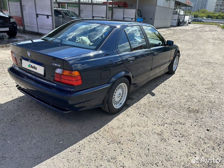 BMW 3 серия 1.8 AT, 1998, 350 000 км