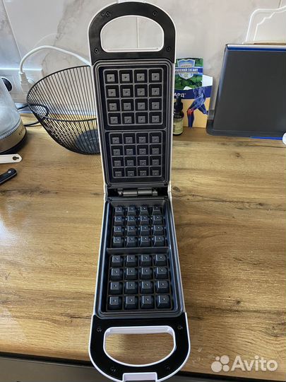 Электровафельница kitfort