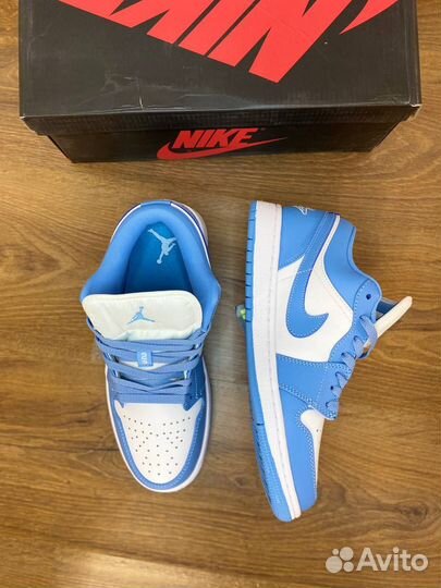 Кроссовки Nike Air Jordan 1 low blue