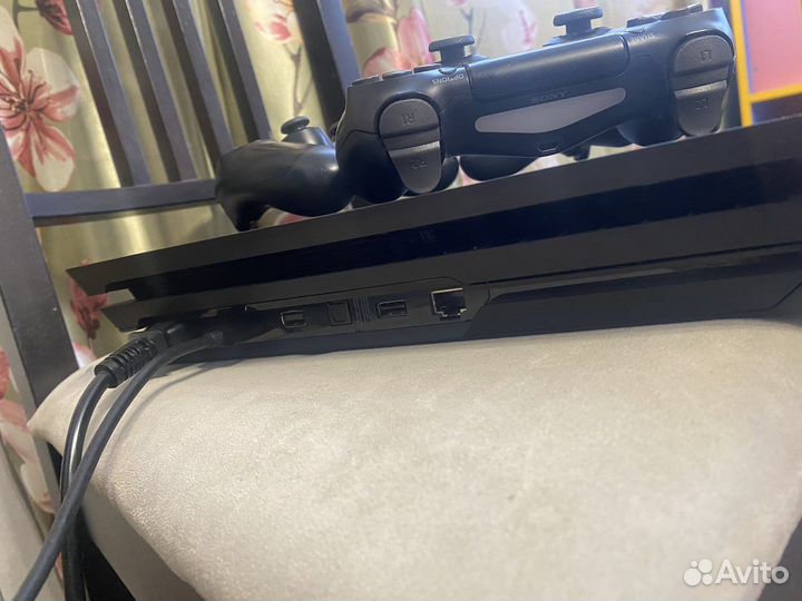 Sony playstation 4 pro 1tb