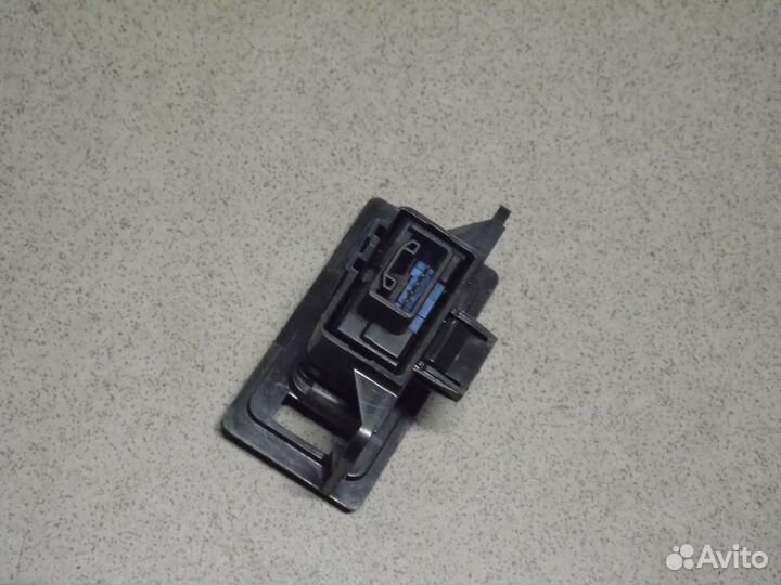 Кнопка открывания багажника Лексус лс