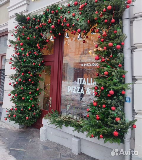 Новогоднее оформление витрин и входных групп