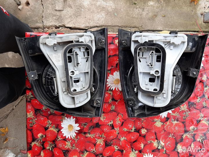 Задние фонари на volkswagen polo хэтчбек
