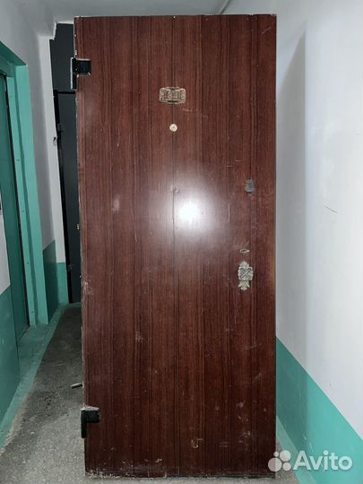 Дверь входная железная бу