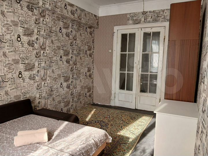 2-к. квартира, 60 м², 4/9 эт.