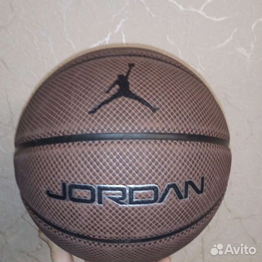 Баскетбольный мяч 7