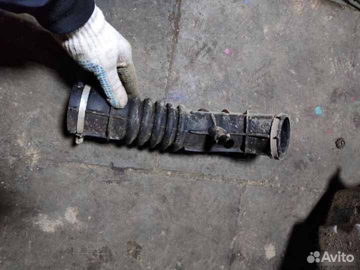 Патрубок воздушного фильтра Лада Ларгус Кросс