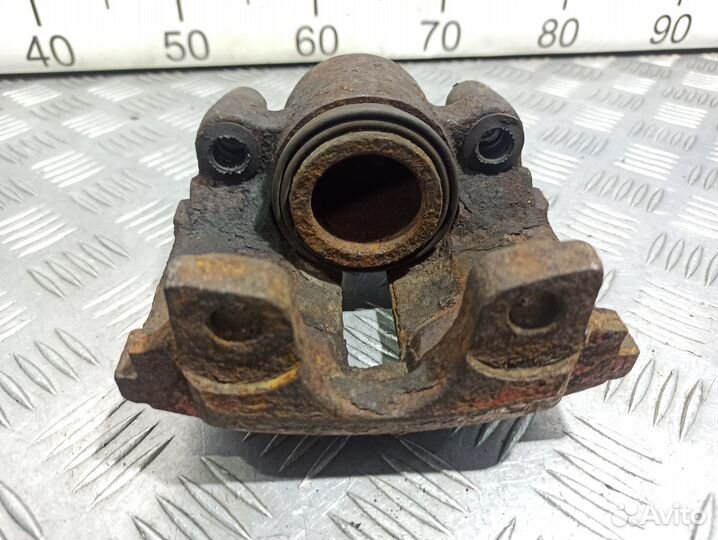 Б/У Суппорт тормозной задний правый#003