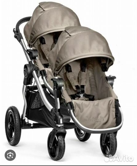 Коляска для двойняшек /погодок