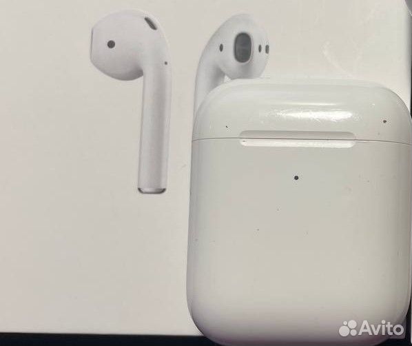 Apple AirPods 2 поколения