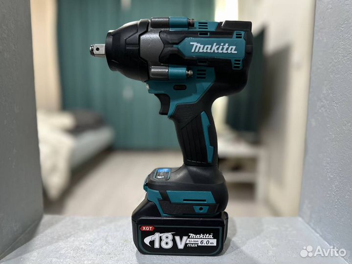 Гайковерт аккумуляторный Makita 800 Нм