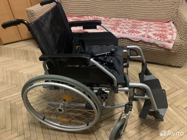Коляска инвалидная