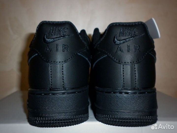 Мужские Nike Air Force 1 чёрные