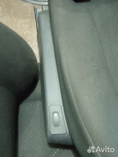 Седло пассажирское от nissan almera g15 с подогрев