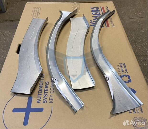 Арка правая (верх. часть) Mitsubishi Pajero 3 1999-2006