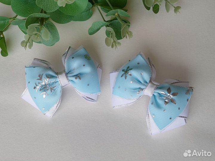 Бантики и заколки ручной работы