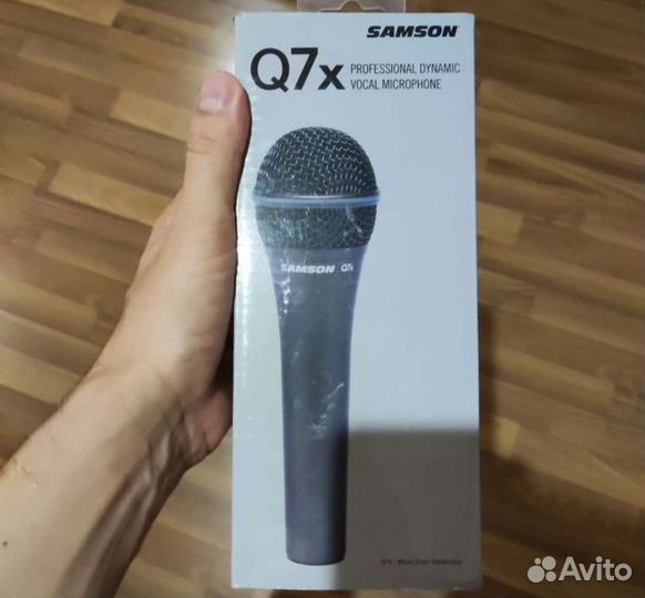 Микрофон вокальный Q8x