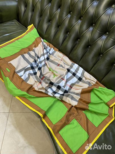 Burberry платок
