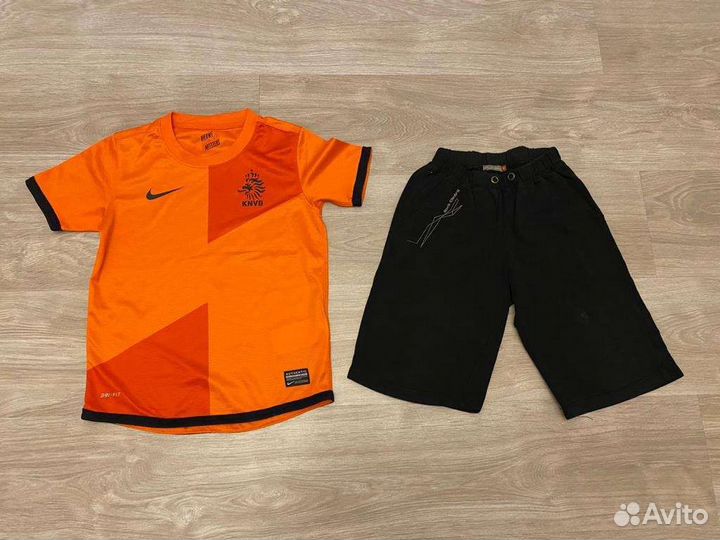 Футболка Nike и Шорты Sela на 6-8 л.Отл.сост