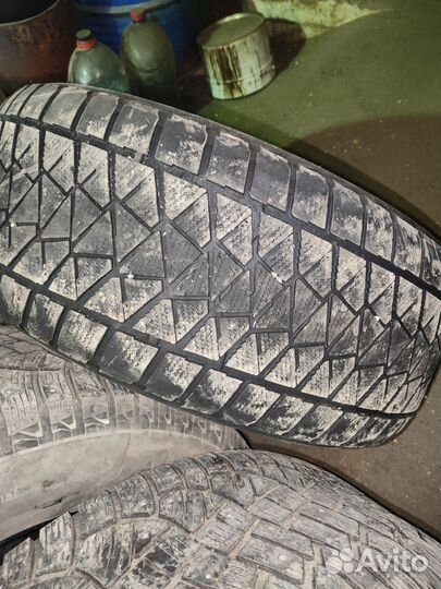Bridgestone Blizzak DM-V2 285/60 R18 116